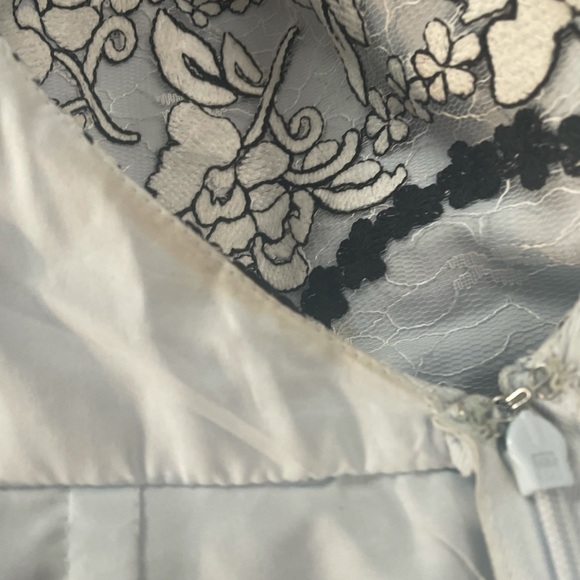 ASOS DESIGN Light Blue Premium Lace Midi Dress w/ Peplum Frill Hem Sz. 2 - Picture 11 of 11